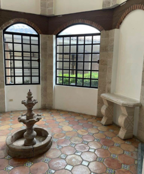 Hermosa Casa San Patricio