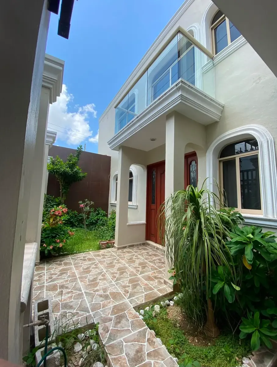 Casa en renta en Benito Juárez Nte, Mérida — foto 1 de 9