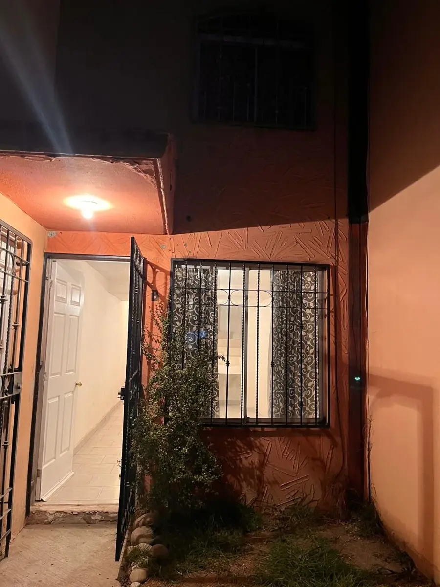 Casa en venta en San Buenaventura, Ixtapaluca — foto 1 de 15