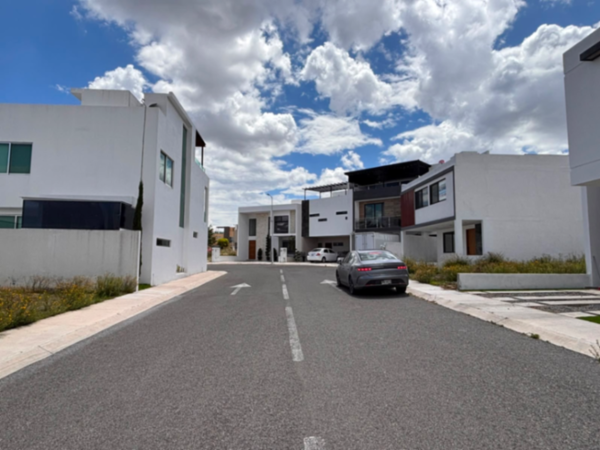 Terreno en venta en Zen Life Residencial II, El Marqués — foto 3 de 8