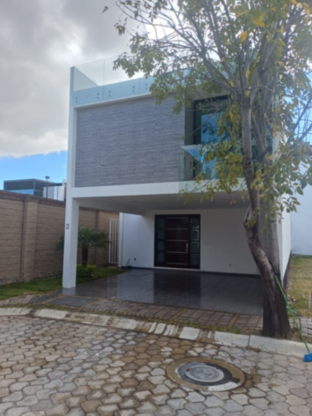 Casa en Lomas de Angelópolis, San Andrés Cholula, Puebla