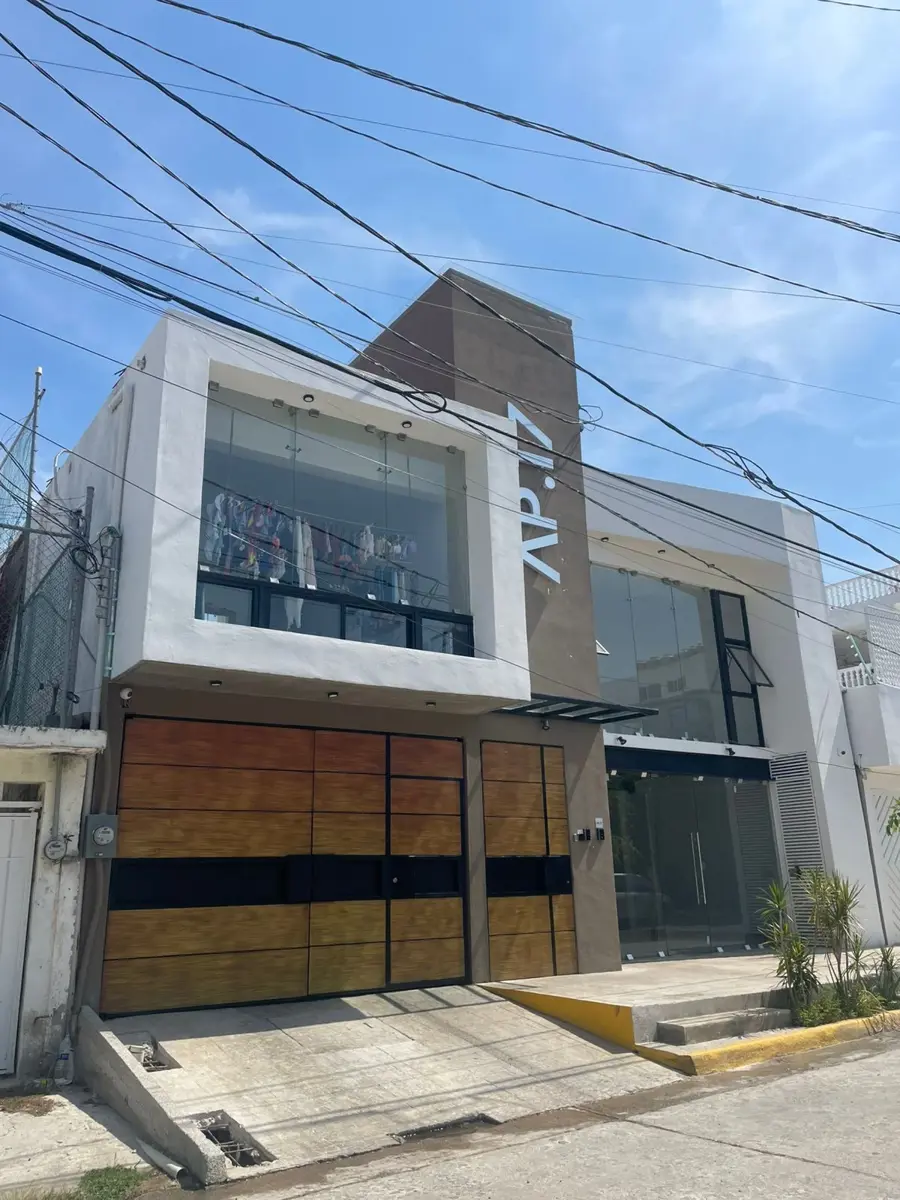 Local en renta en Costa Azul, Acapulco de Juárez — foto 1 de 8