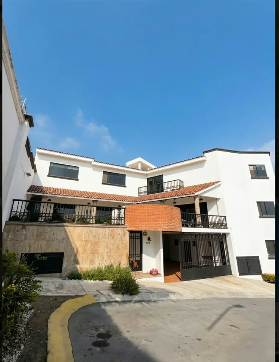 Casa en venta en Bosques de las Cumbres, Monterrey — foto 1 de 15