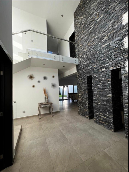 Casa en venta en Las Misiones, Saltillo — foto 3 de 8