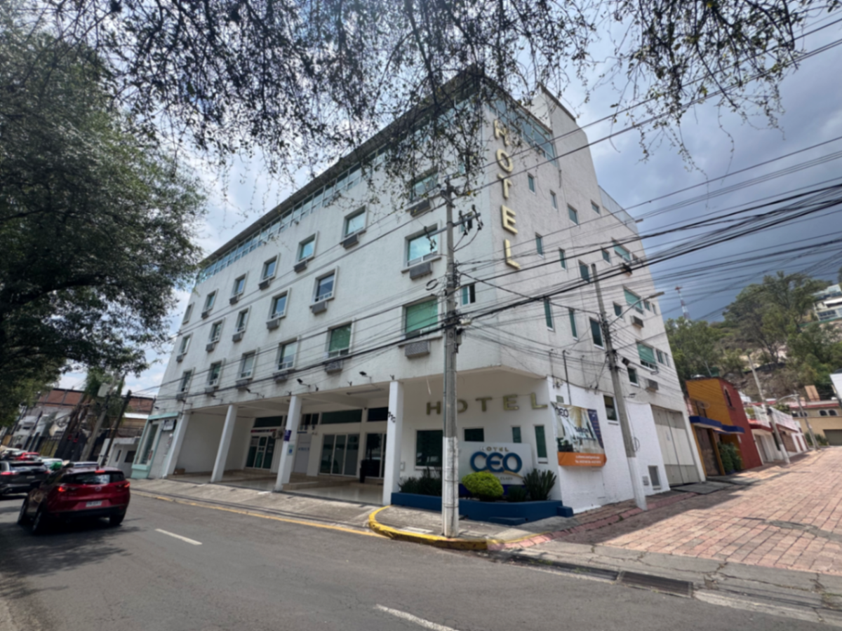 Hotel en venta en Jacarandas, Morelia — foto 1 de 18