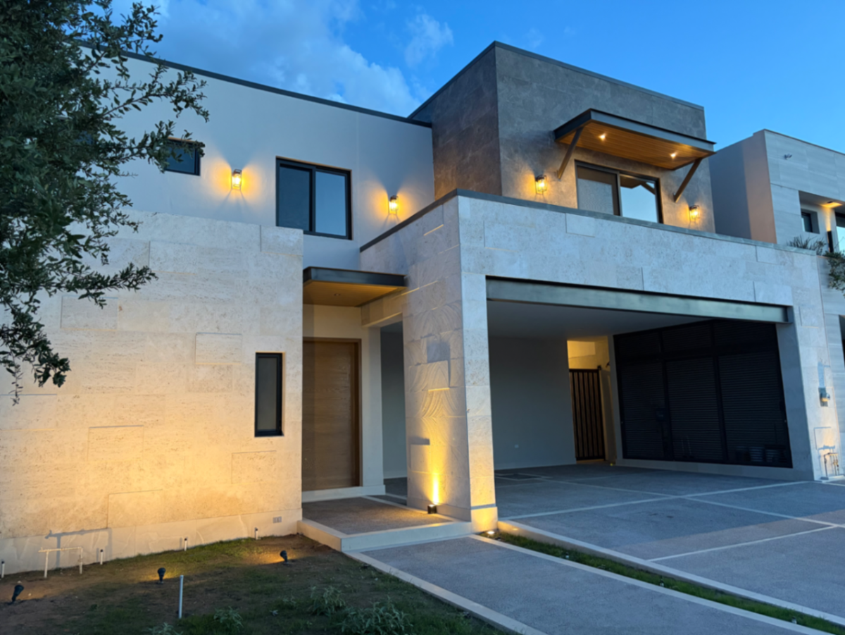 Preciosa Casa Nueva en Venta. Residencial La Cava. Preciosa Casa Nueva en Venta. Residencial La Cava.