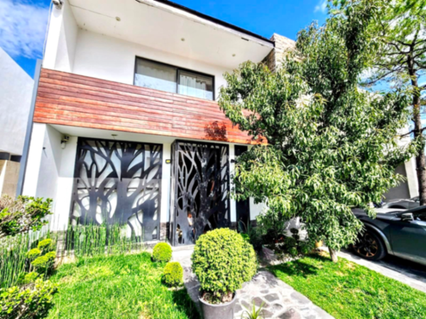 Casa en venta en La Campiña del Bosque, León — foto 2 de 17