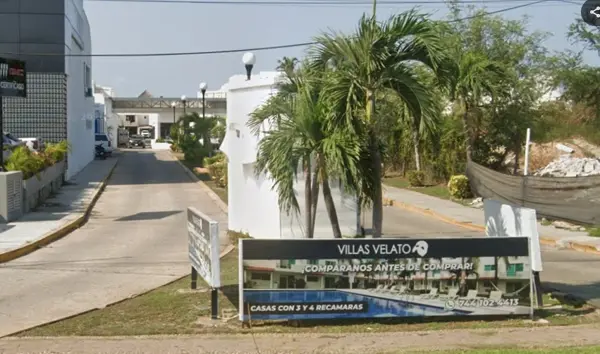 Casa en venta en Villas Velato Acapulco, compra con el banco, no se aceptan créditos