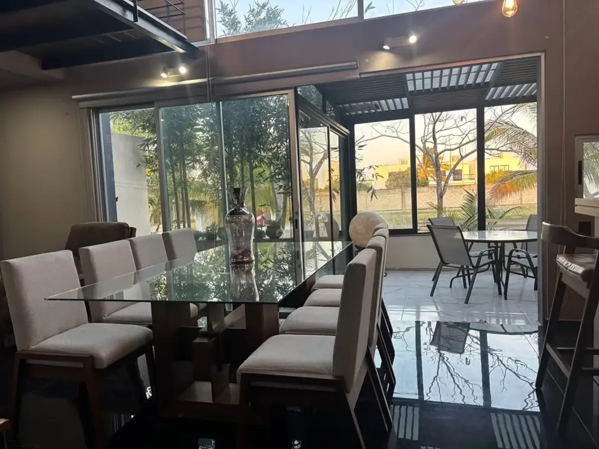 Casa en venta en Lomas de la Rioja, Alvarado — foto 1 de 10