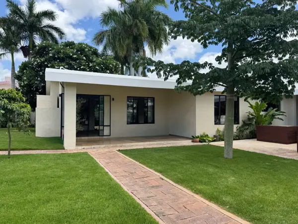 Casa en venta en Villas La Hacienda, Mérida — foto 2 de 35