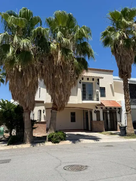 Casa en renta en Veredas del Sol, Juárez — foto 2 de 41