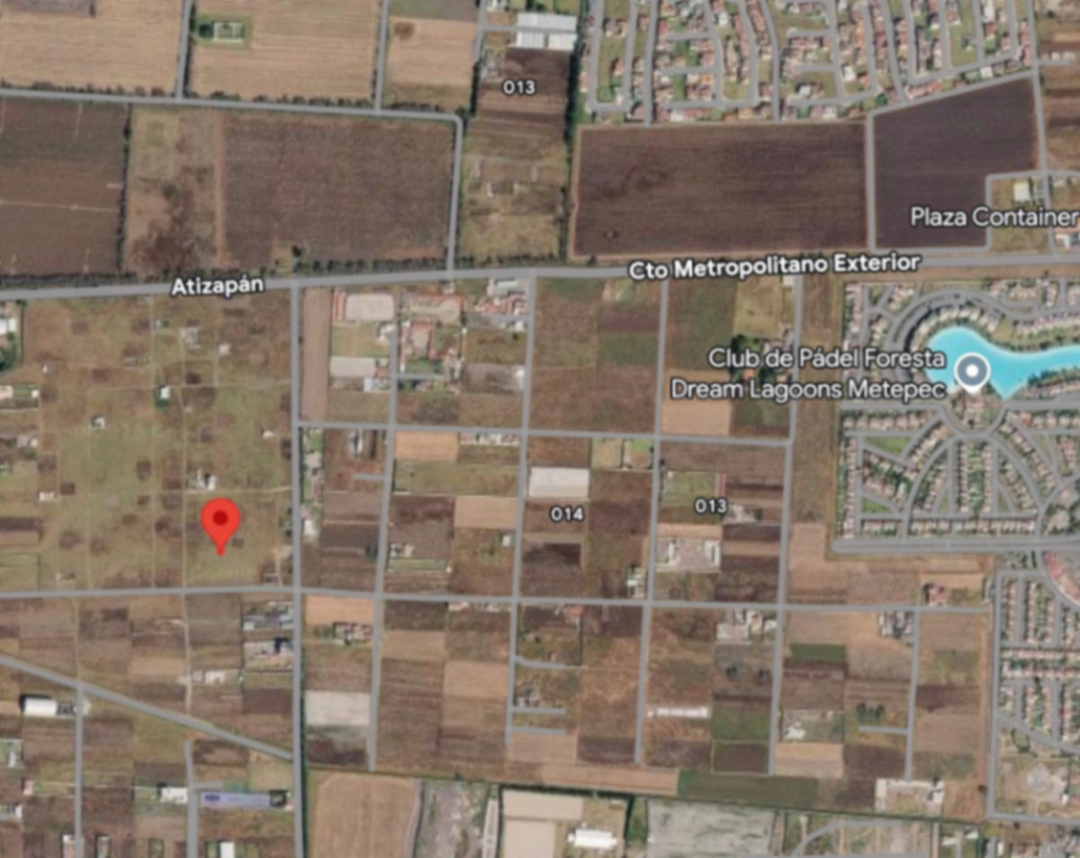 Terreno en venta en San Miguel Totocuitlapilco, Metepec