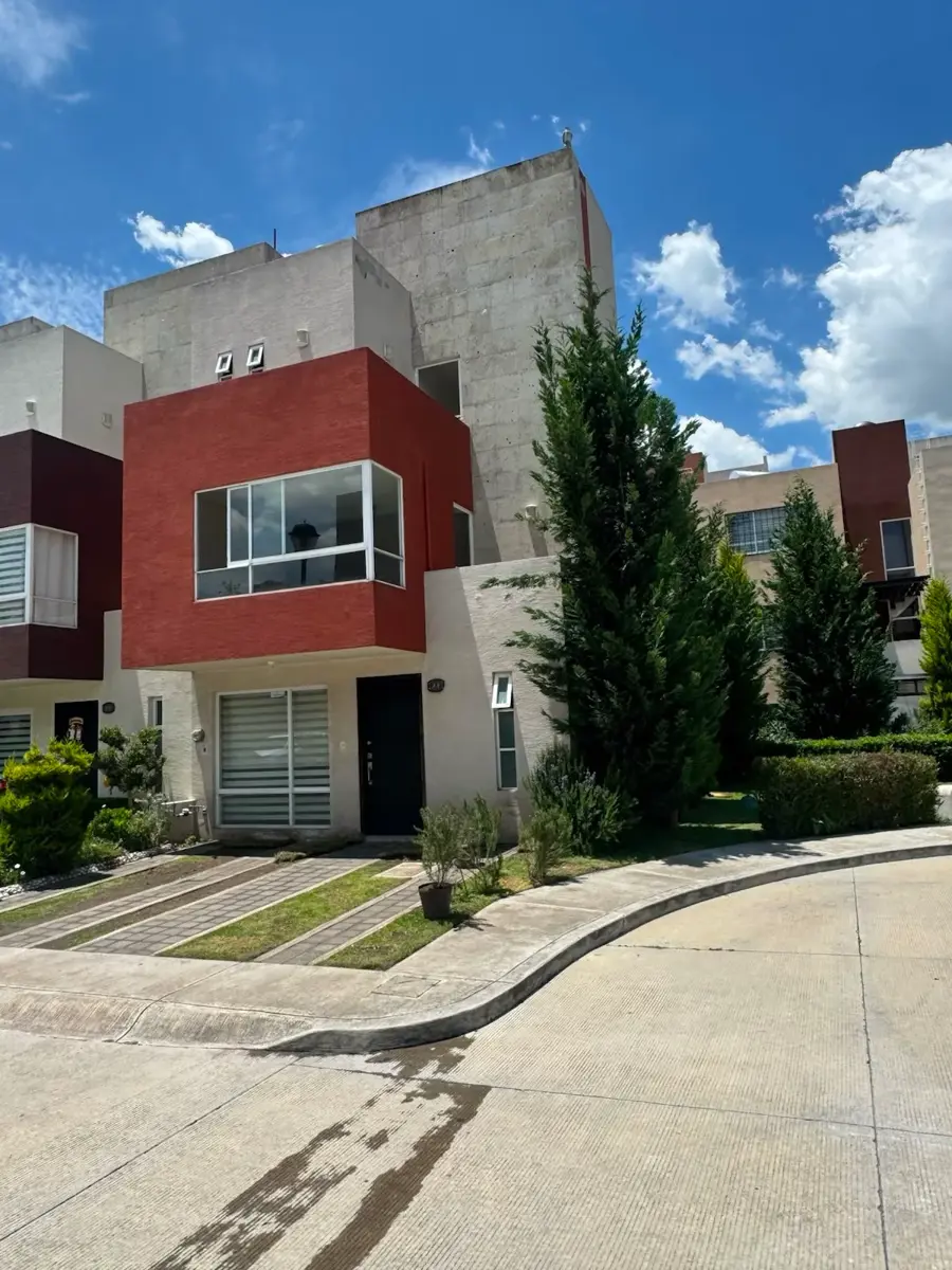 Casa en renta en Villa Toscana, Toluca — foto 1 de 17