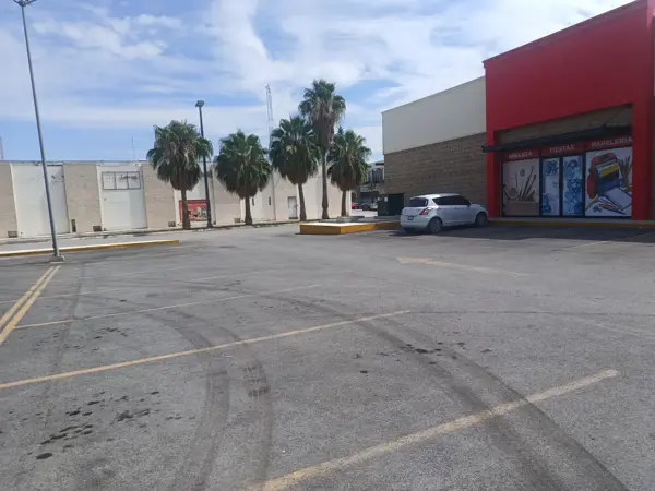 Local en renta en Residencial los Cedros, Torreón — foto 2 de 7