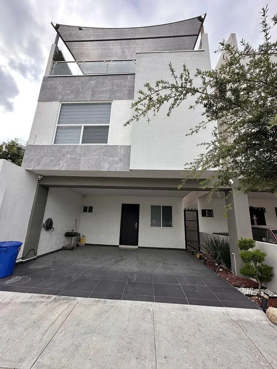 Casa en venta en Reserva Acanto, Apodaca — foto 1 de 15