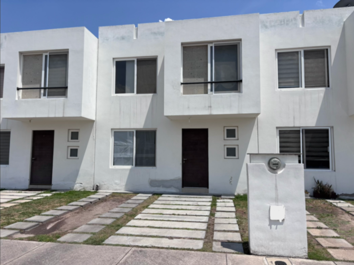 Casa en venta en Paseos del Bosque, Corregidora — foto 1 de 13