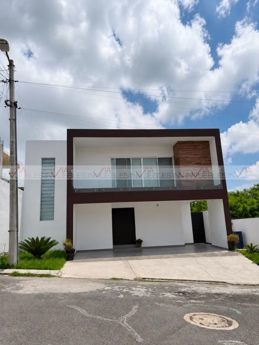 Casa en venta en Los Encinos, Allende — foto 1 de 14