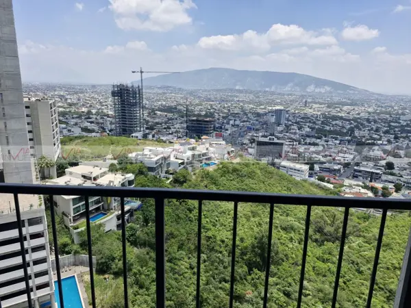 Departamento en venta en Residencial Dinastía, Monterrey — foto 2 de 12