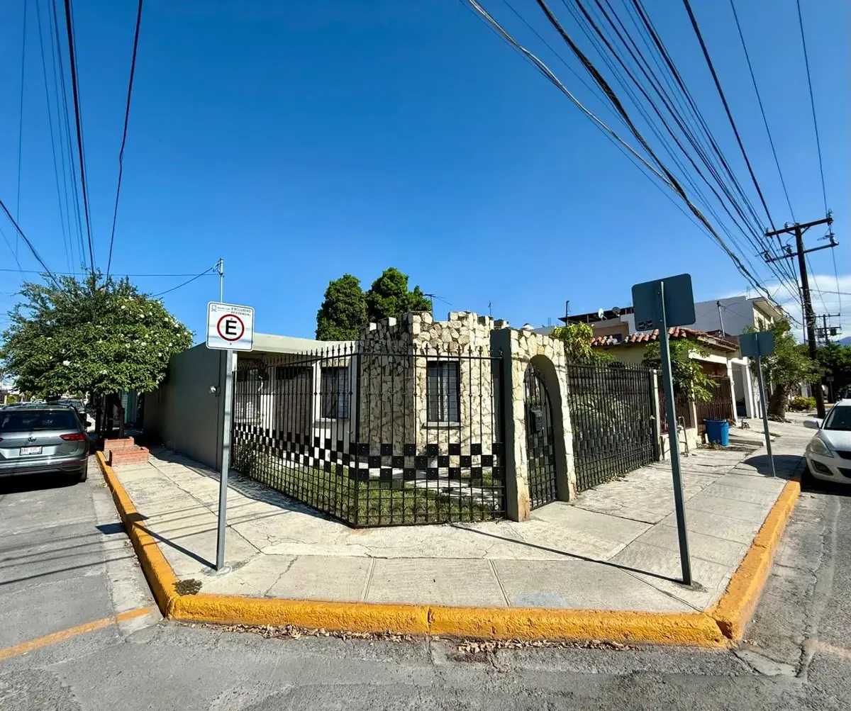 Casa en venta en Residencial las Puentes, San Nicolás de los Garza — foto 1 de 22
