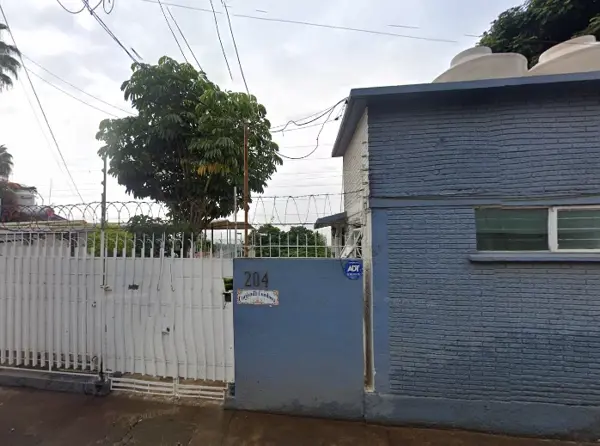Casa en venta en Lomas de Cortés Cuernavaca, compra con el banco, no se aceptan créditos