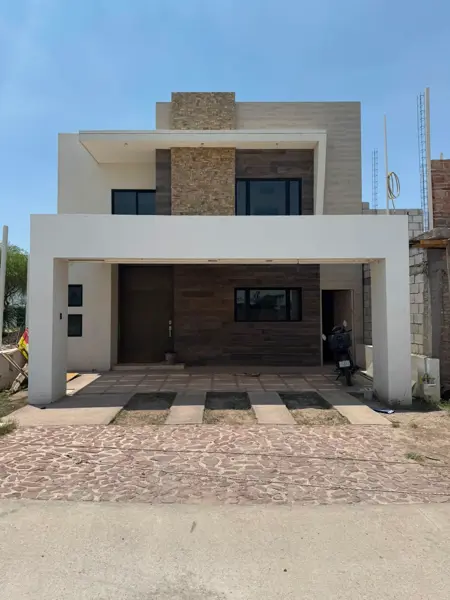 Casa en venta en Altozano la Nueva Laguna, Gómez Palacio — foto 2 de 30