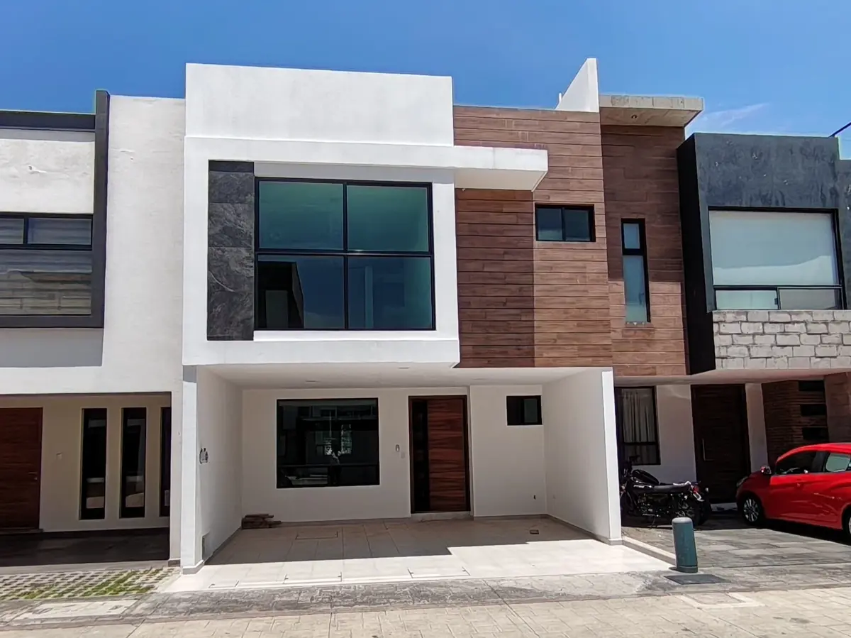 Casa en venta en Residencial Lucendi, Cuautlancingo — foto 1 de 34