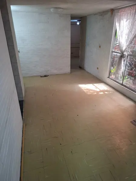 Departamento en Venta, en Lomas de Becerra