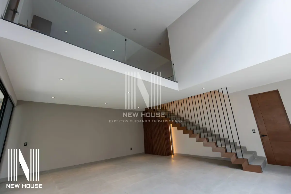Casa en venta en La Campiña del Bosque, León — foto 1 de 34