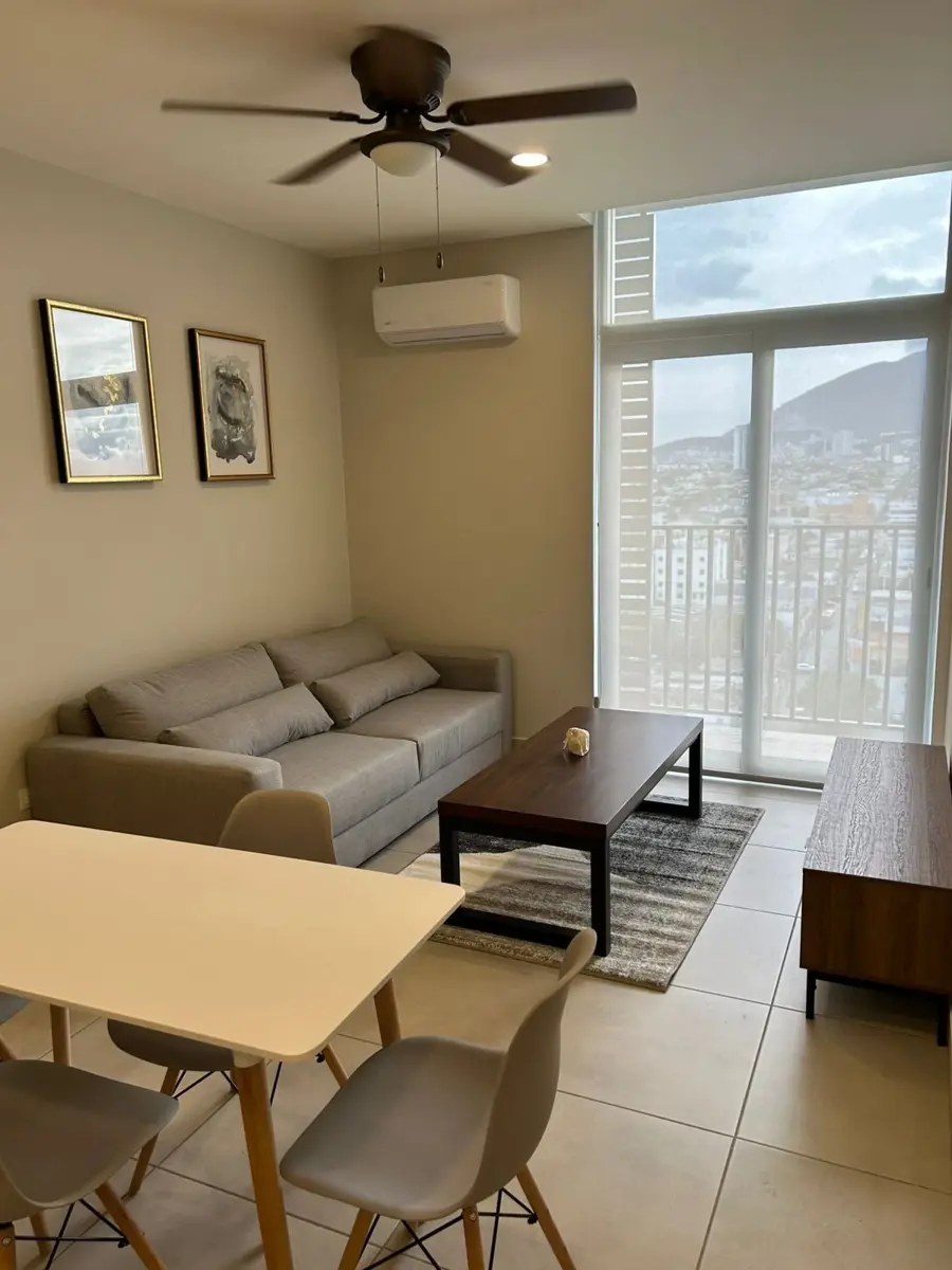Departamento en venta en Monterrey Centro, Monterrey — foto 1 de 17