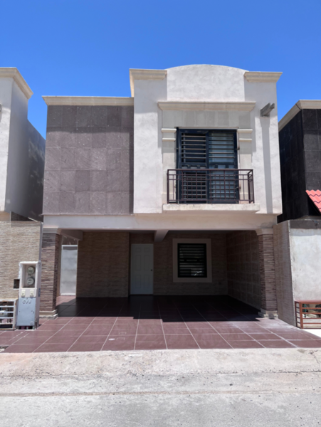 Casa en Venta en Villas de San Angel