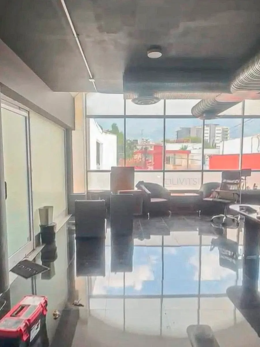 Oficina en renta en Del Valle, San Pedro Garza García — foto 1 de 6
