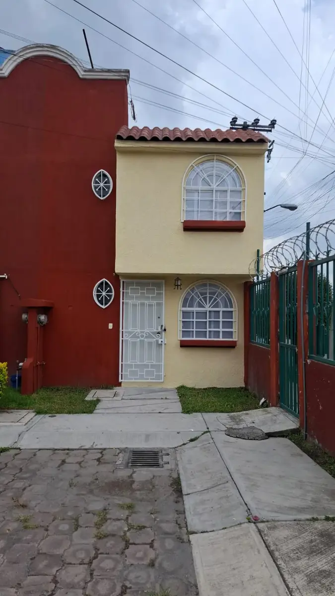 Casa en venta en Santa Maria Totoltepec, Toluca — foto 1 de 10