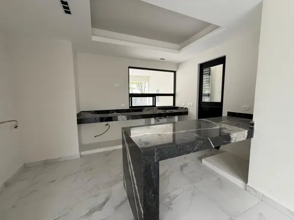 Casa en Venta en Ventanas de la Huasteca, Santa Catarina, Nuevo León 2