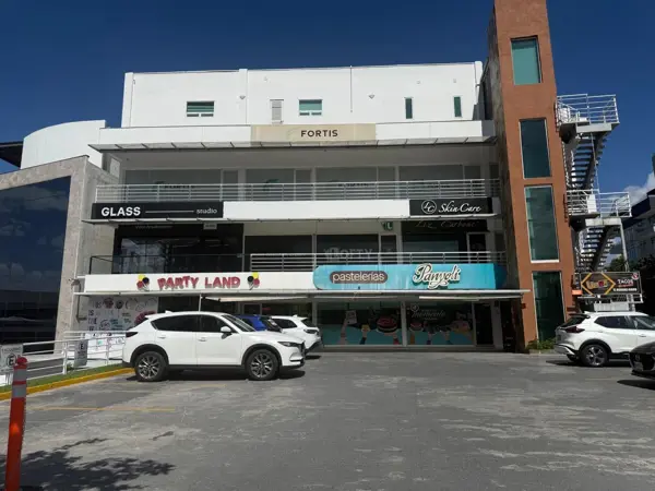 Local en Renta en Del Valle, San Pedro Garza García, Nuevo León 4