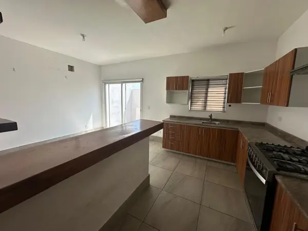 Casa en Renta en Residencial la Huasteca, Santa Catarina, Nuevo León 3