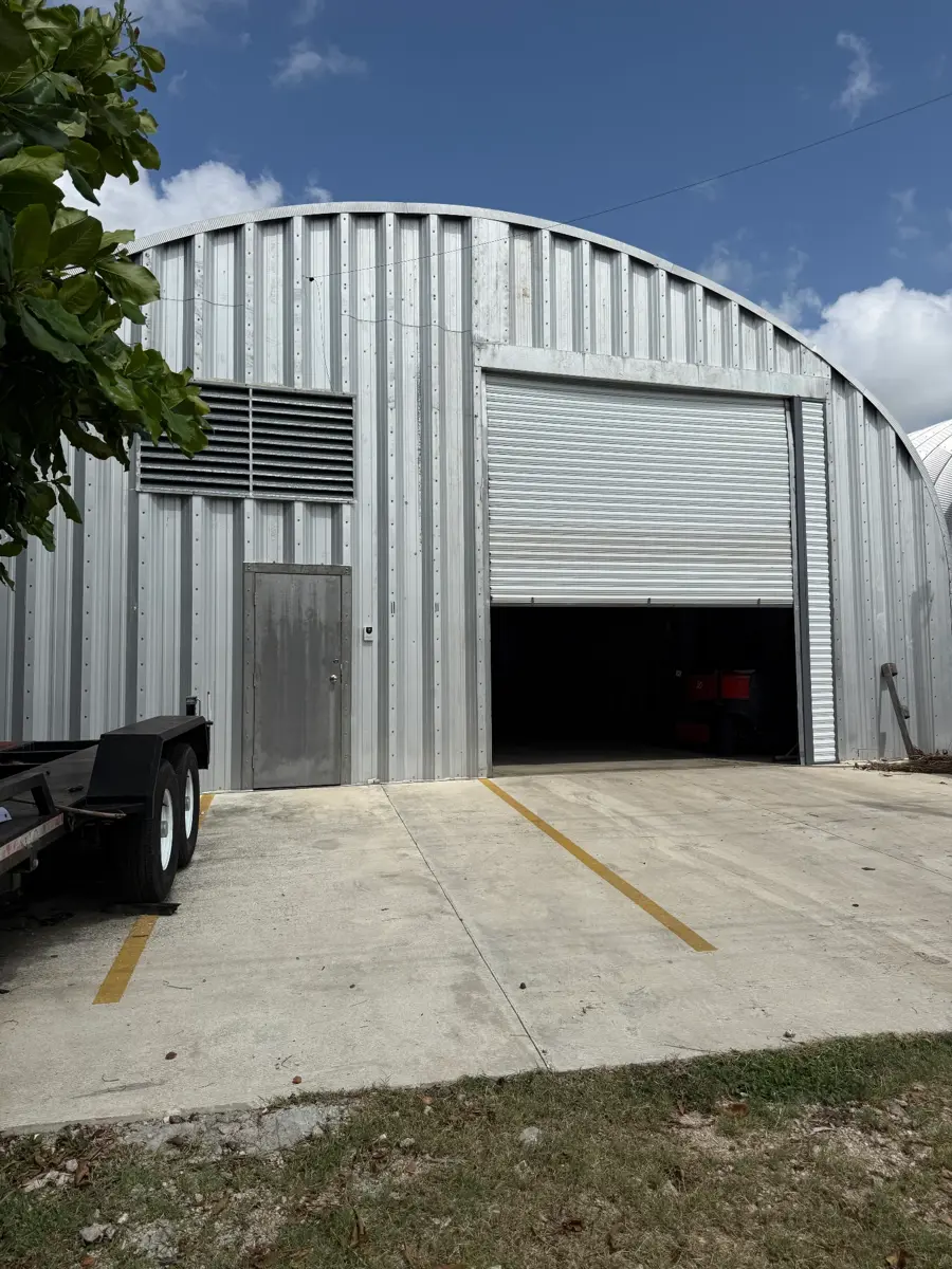 Bodega en renta en Plan de Ayala Sur, Mérida — foto 1 de 27