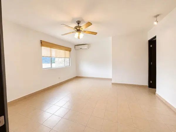 Casa en renta en Ventanas de la Huasteca, Santa Catarina — foto 2 de 14