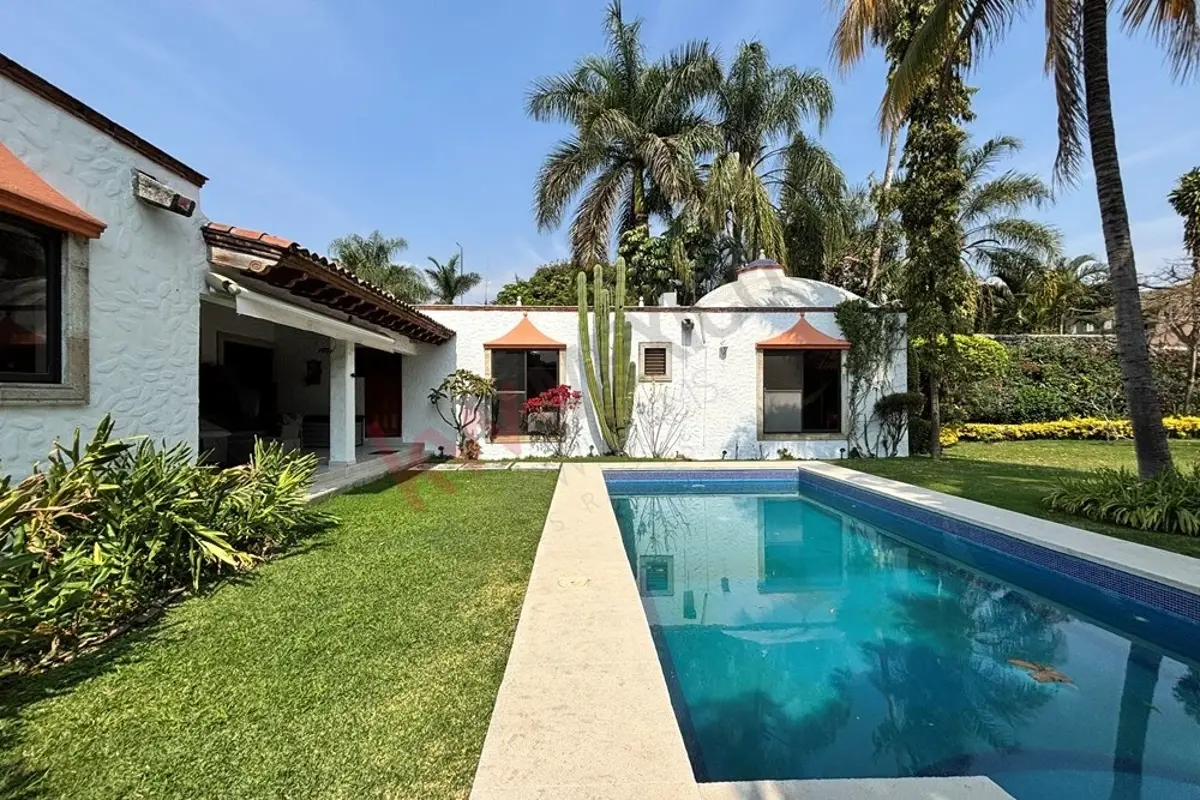 Casa en venta en Delicias, Cuernavaca — foto 1 de 29