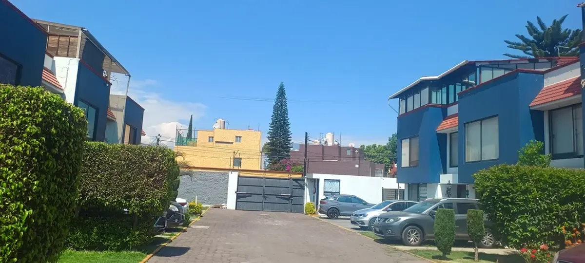 Casa en venta en Granjas Coapa, Tlalpan — foto 1 de 11