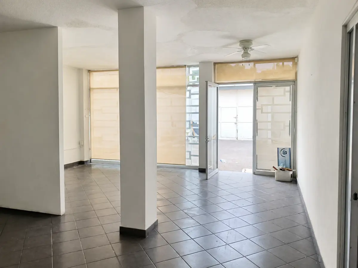 Oficina en renta en Moderna Prolongación, Irapuato — foto 1 de 13