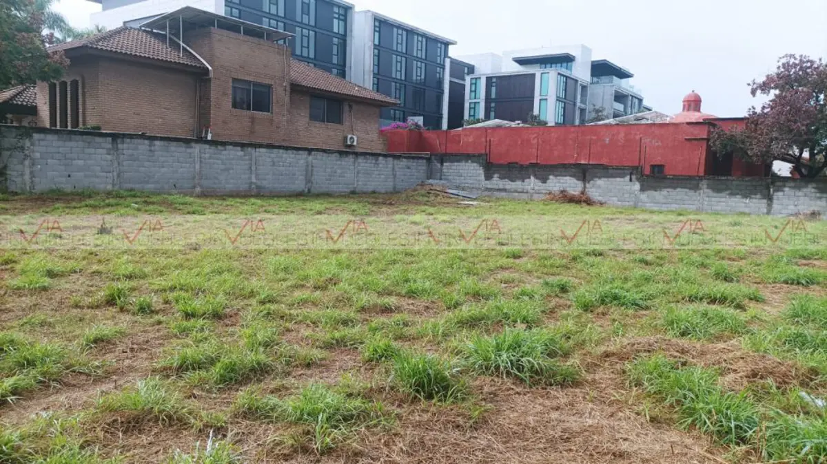 Terreno en venta en Bosques del Valle, San Pedro Garza García — foto 1 de 12