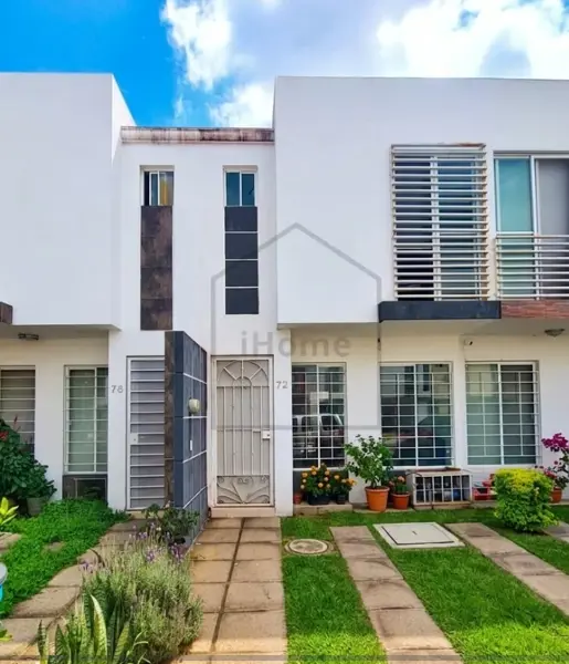 Casa en venta en Zapopan zona Jardines del Valle y Base Aérea dentro de Coto Rinconadas de Zapopan