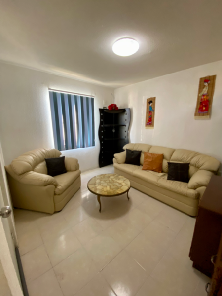 Casa en venta en Paseos de Chavarría, Mineral de la Reforma — foto 2 de 10