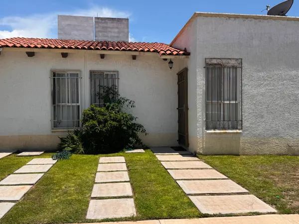 Casa Amueblada en Renta en Condominio de San Juan del Río, Querétaro — foto 1 de 17
