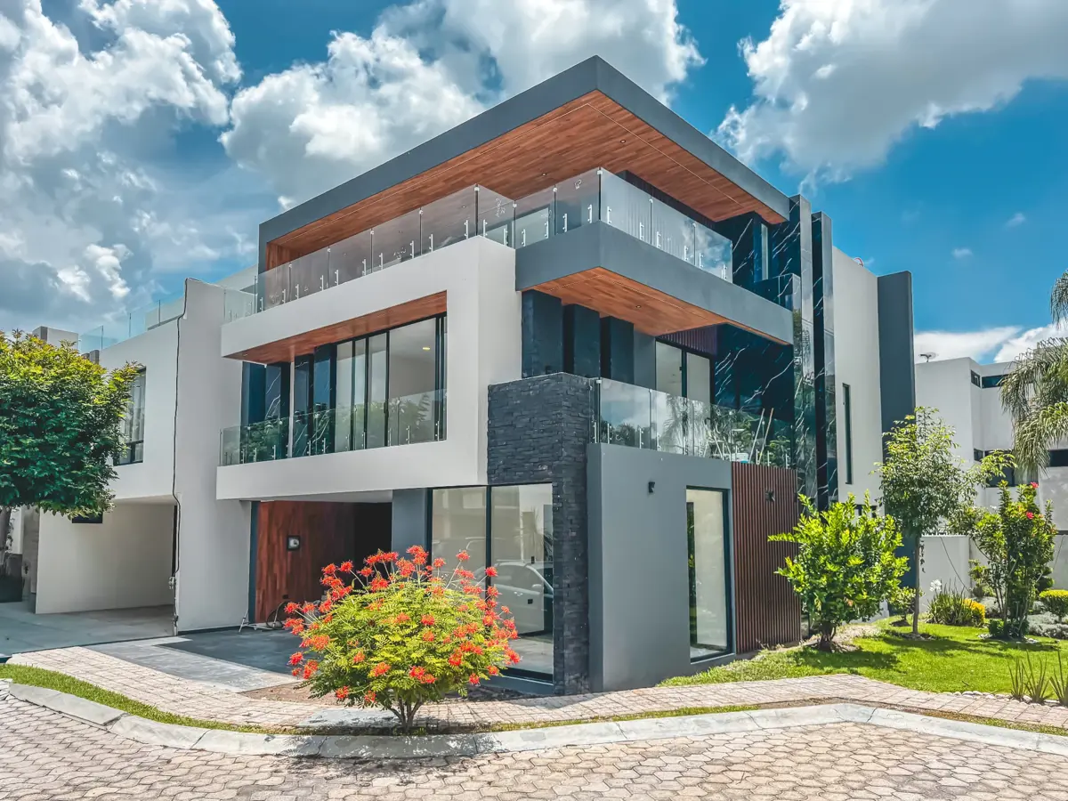 Casa en venta en Lomas de Angelópolis, Ocoyucan — foto 1 de 51