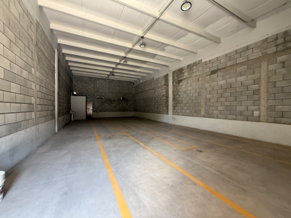 Bodega totalmente cerrada Calz. Saltillo 400