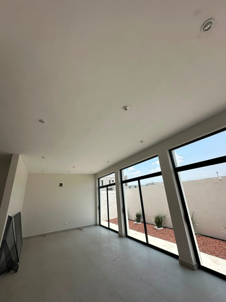Casa en venta en Seterra Residencial, Saltillo — foto 3 de 18