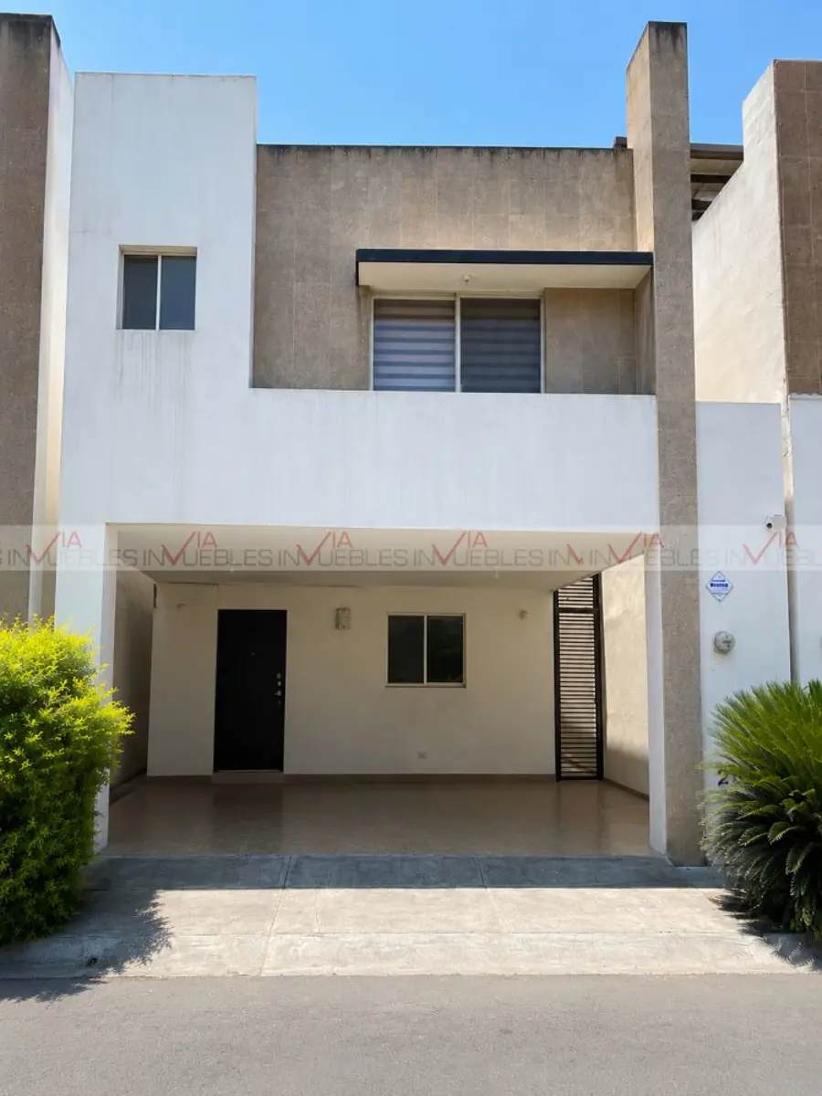 Casa en renta en Anáhuac Madeira, General Escobedo — foto 1 de 19