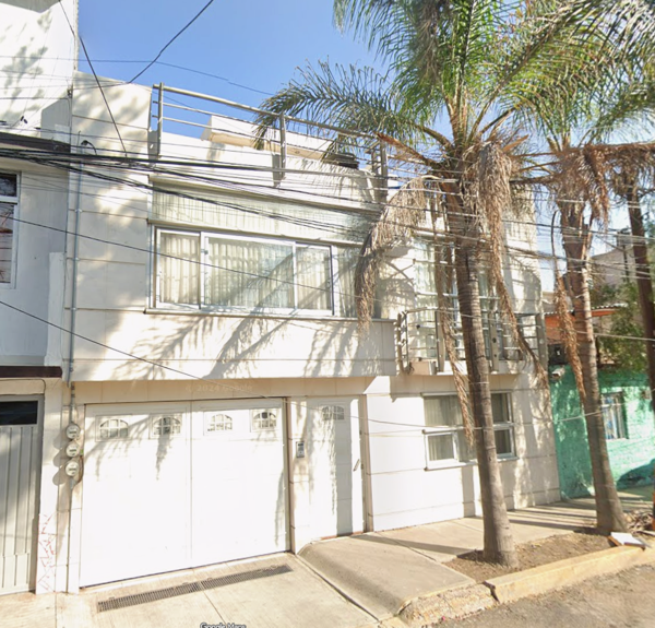 Casa moderna en Neza con jardín privado y más de $2M debajo de su valor real-JH Casa moderna en Neza con jardín privado y más de $2M debajo de su valor real-JH