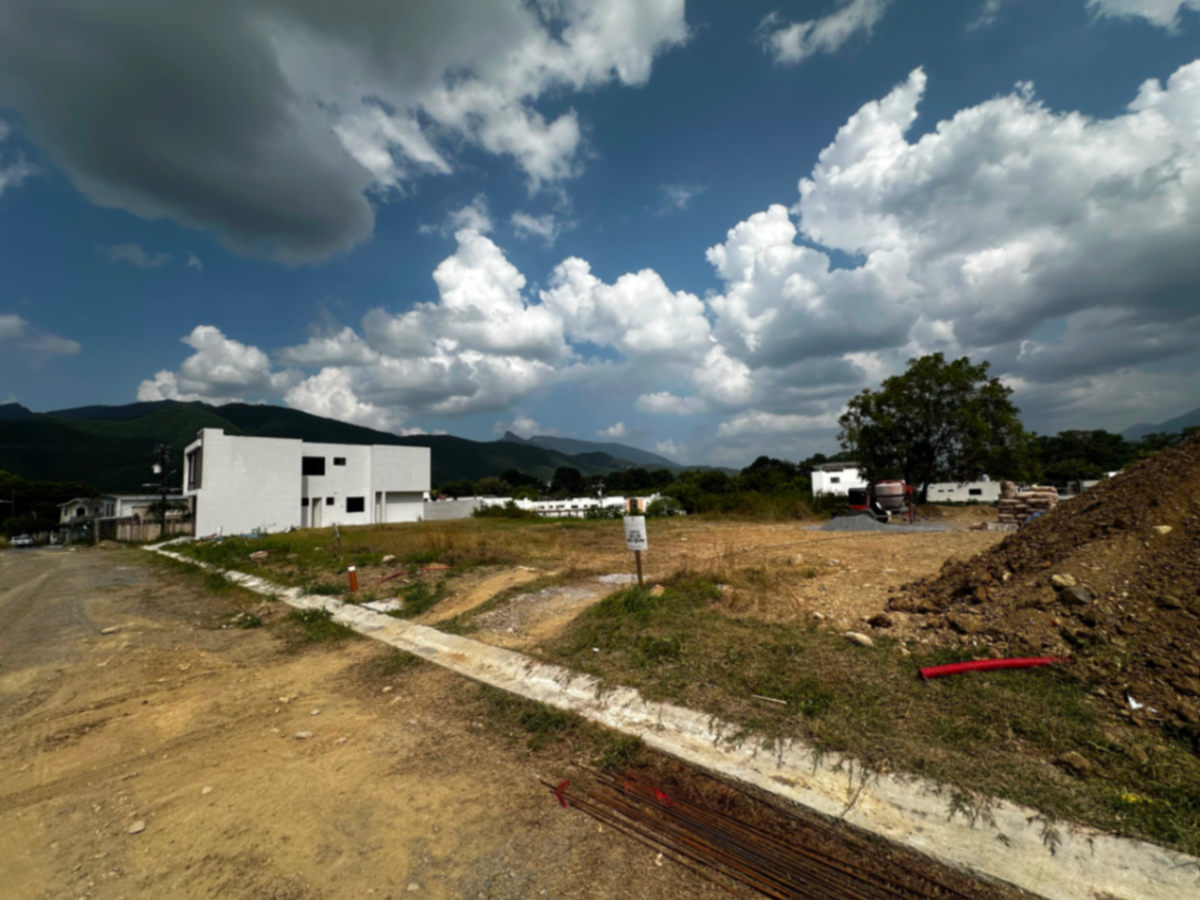 Terreno en venta en El Cercado Centro, Santiago — foto 1 de 10